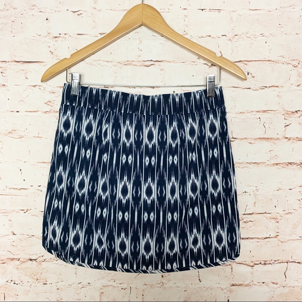 Athleta Reflection Stretch In Skort Navy Ikat Size XS - Picture 7 of 8